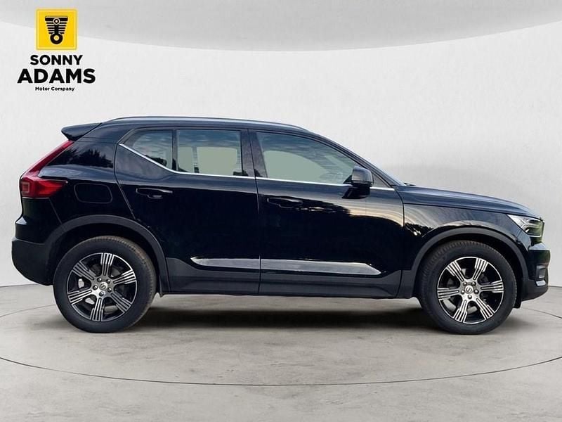Second-hand Volvo XC40 Inscription 163 CP (119 kW) 2020 Negru SUV
