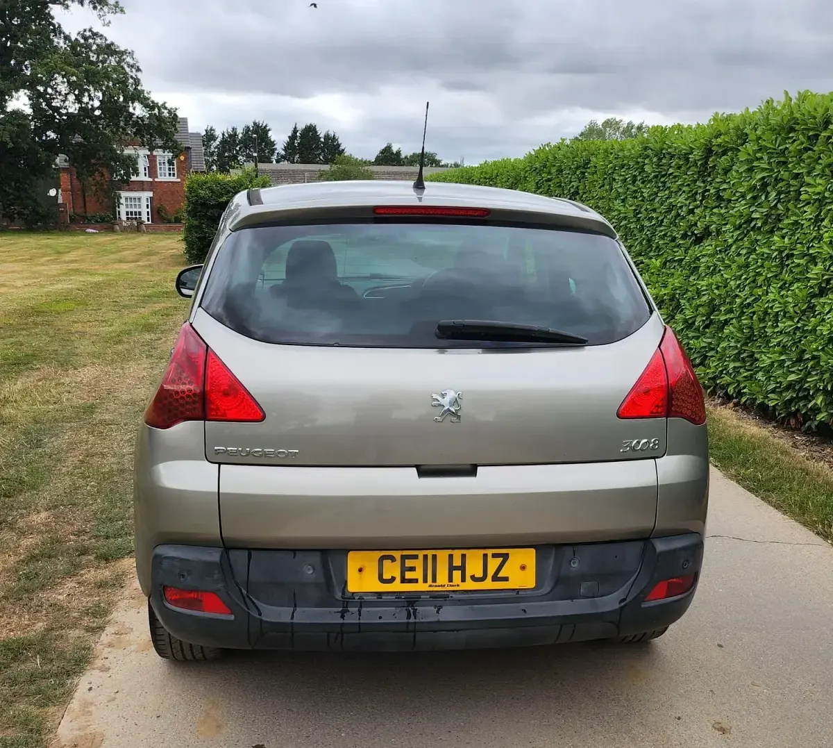 Used Peugeot 3008 Sport 112 HP (82 kW) 2011 Grey Estate