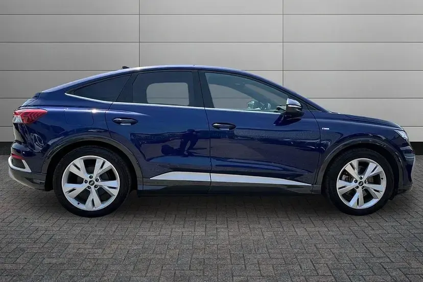 Used Audi Q4 Sportback e-tron S-Line 147 kW (201 HP) 2023 Navarra blue SUV