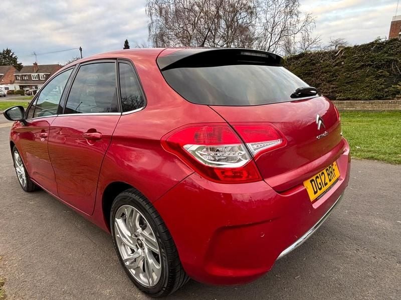 Used Citroën C4 Exclusive 110 HP (80 kW) 2012 Red Hatchback