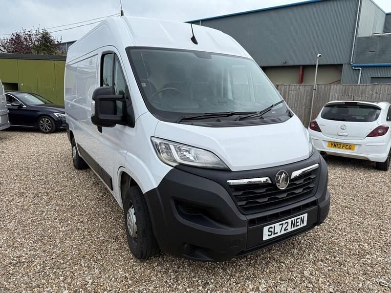 White Used 2022 Vauxhall Movano S Van | £15,350 (Fair price) - Image 1/4