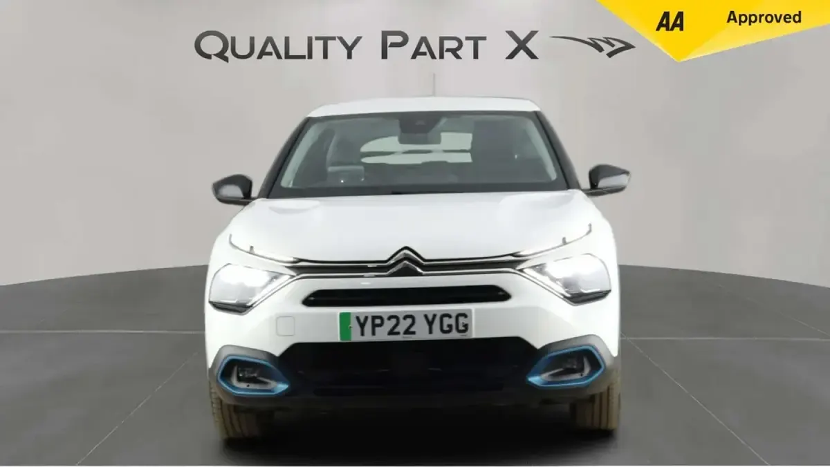 Used Citroën e-C4 100 kW (136 HP) 2022 White Hatchback