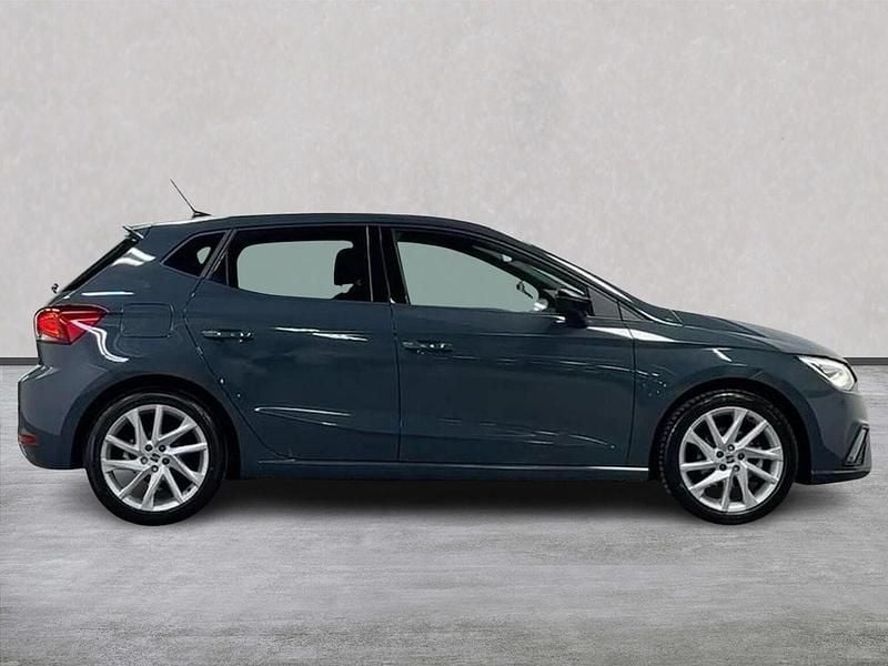 Used Seat Ibiza FR 113 HP (83 kW) 2025 Blue Hatchback