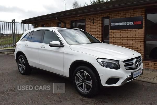 Used Mercedes GLC220 Premium 2019 White Estate