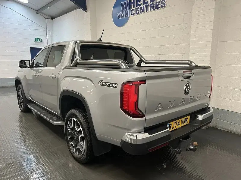 Second-hand VW Amarok Style 205 CP (150 kW) 2024 Argintiu Pickup