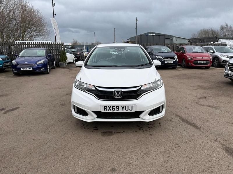 Used Honda Jazz SE 2019 White Hatchback