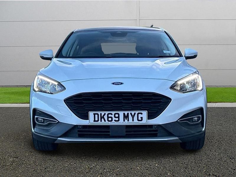 Used Ford Focus Active 125 HP (91 kW) 2019 White Hatchback