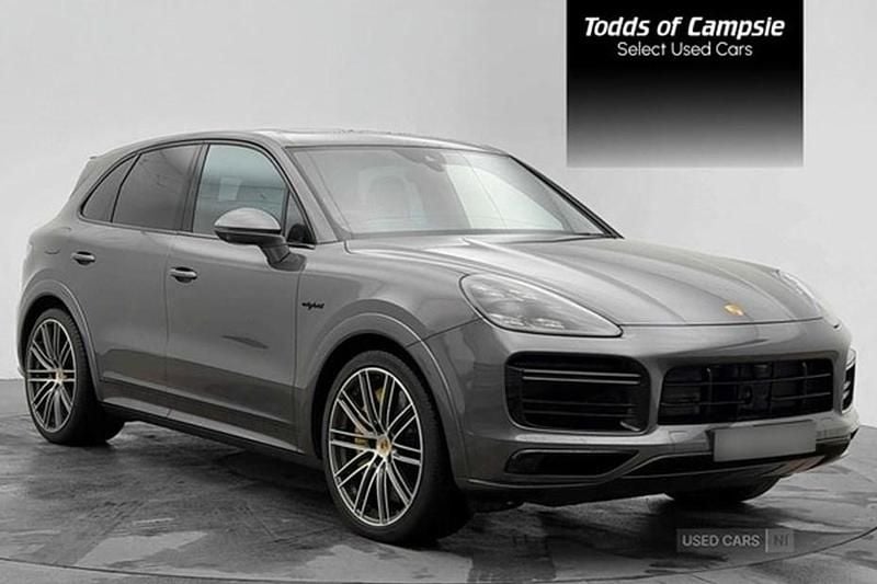 Used 2020 Porsche Cayenne S E-Hybrid SUV | £66,950 (A bit pricey) - Image 1/1