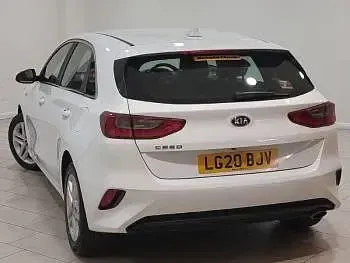 Używany Kia Ceed 2020 Biały Hatchback