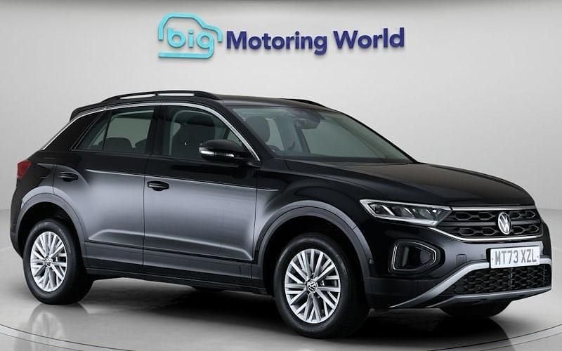 Used 2023 VW T-Roc S SUV | £17,800 (Fair price) - Image 1/4