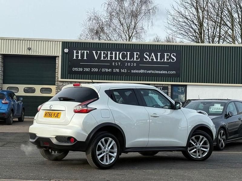 Used Nissan Juke N-Connecta 115 HP (84 kW) 2017 White SUV