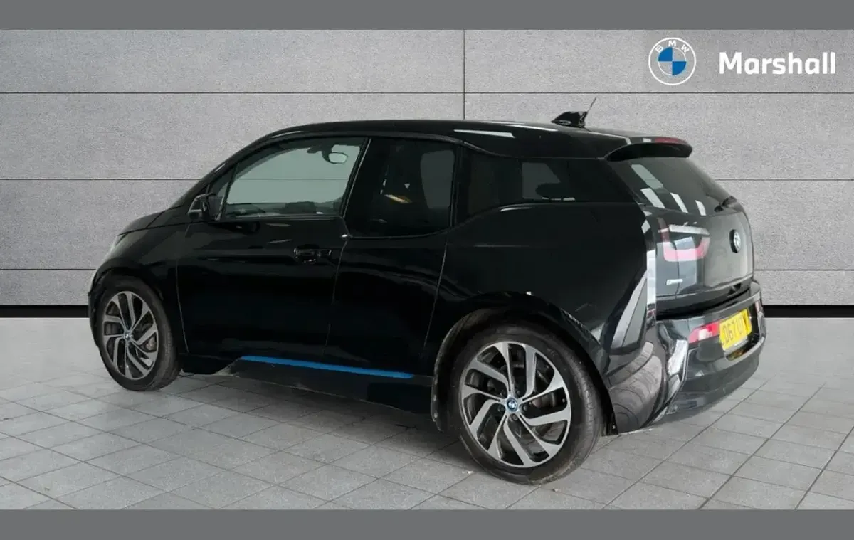 Usado BMW i3 125 kW (170 CV) 2017 Negro Utilitario