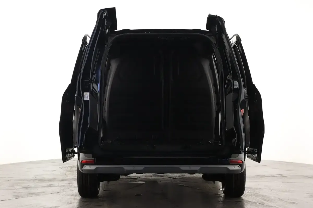 New Renault Kangoo 95 HP (69 kW) 2026 Black MPV