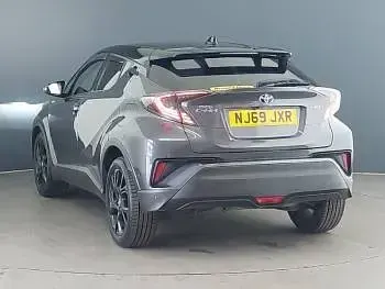Used Toyota C-HR 122 HP (89 kW) 2019 Grey SUV