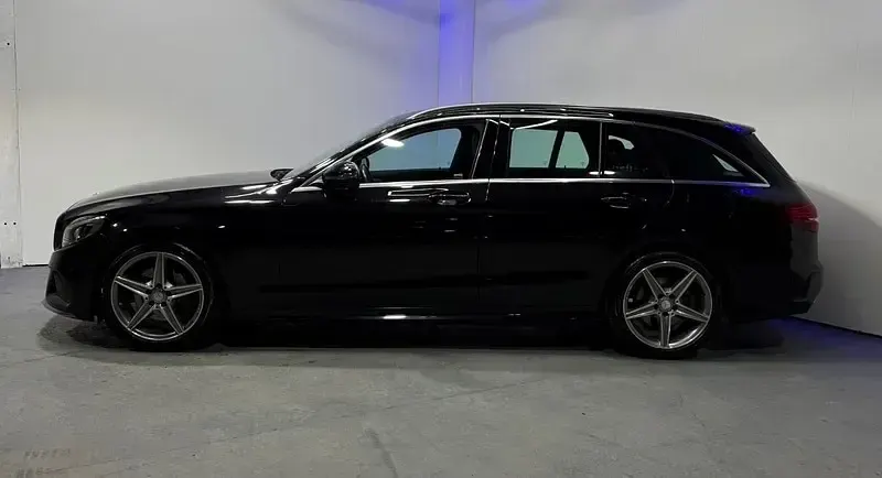 Used Mercedes C220 AMG line 170 HP (125 kW) 2017 Black Estate
