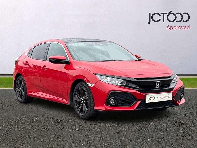 Used Honda Civic EX 125 HP (91 kW) 2019 Red Hatchback