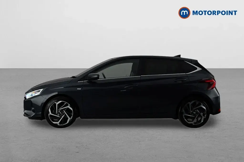 Used Hyundai i20 Premium 101 HP (74 kW) 2022 Grey Hatchback