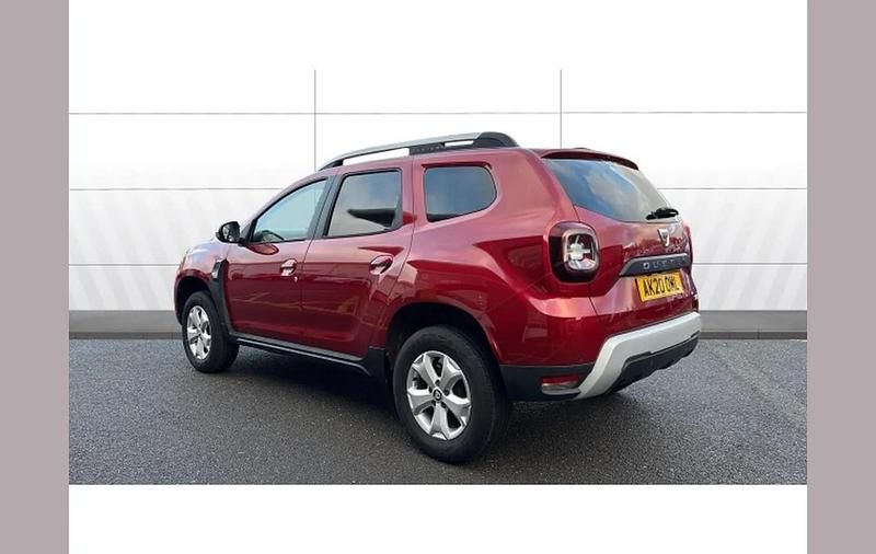 Used Dacia Duster Comfort 99 HP (72 kW) 2020 Red SUV