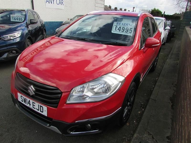Used Suzuki SX4 S-Cross SZ-T 120 HP (88 kW) 2014 Red Hatchback
