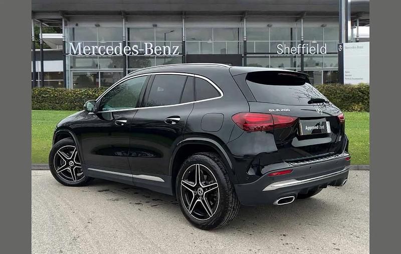 Used Mercedes GLA200 Executive 161 HP (118 kW) 2025 Black SUV