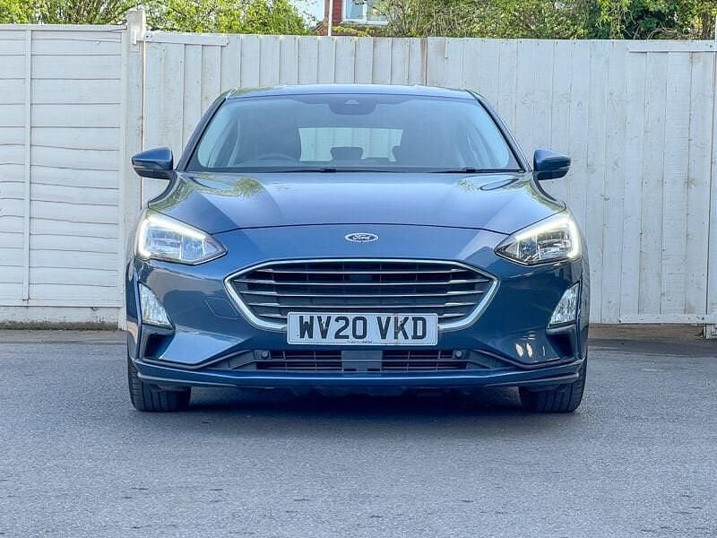Used Ford Focus Titanium 125 HP (91 kW) 2020 Blue Hatchback