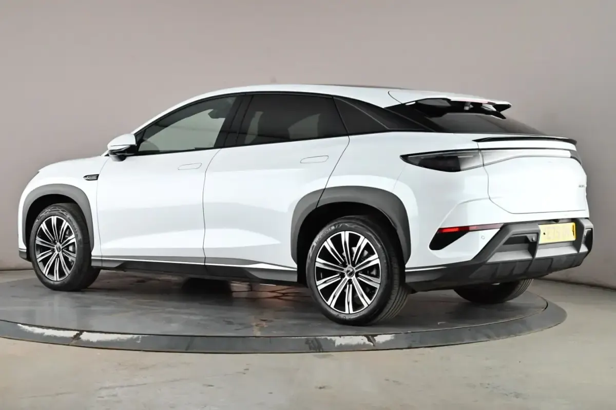 Usado BYD Sealion 7 Comfort 230 kW (313 CV) 2025 Blanco SUV
