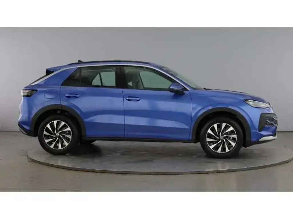New VW T-Roc Life 116 HP (85 kW) 2026 SUV