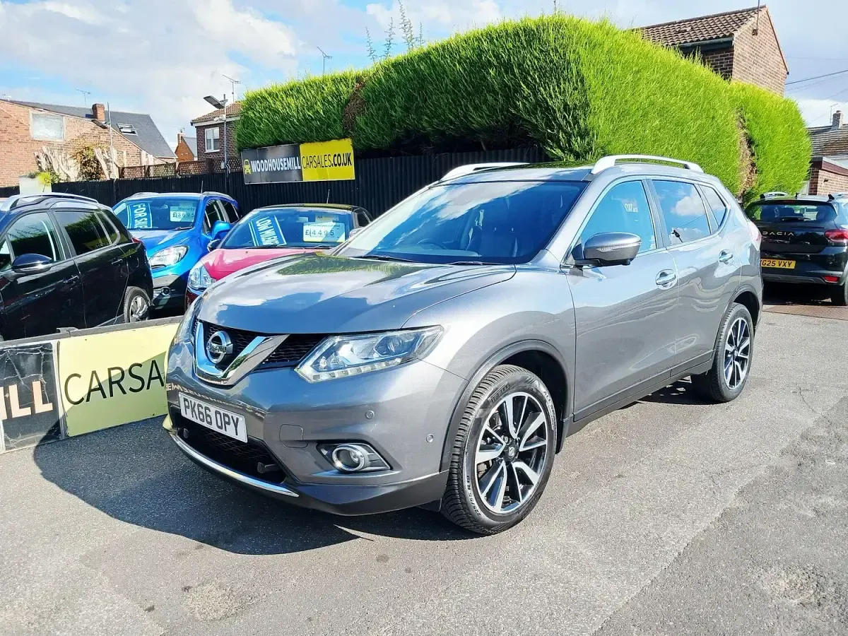 Used Nissan X-Trail Tekna 163 HP (119 kW) 2016 Grey SUV