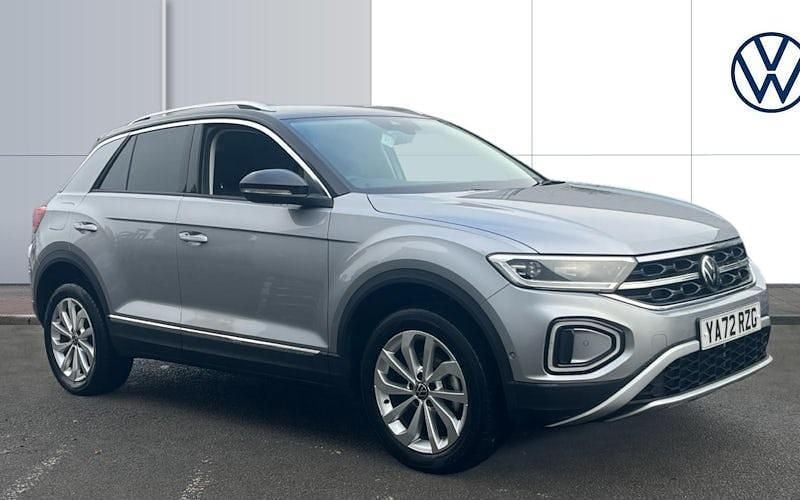 Used 2025 VW T-Roc Style SUV | £21,130 (Good price) - Image 1/4