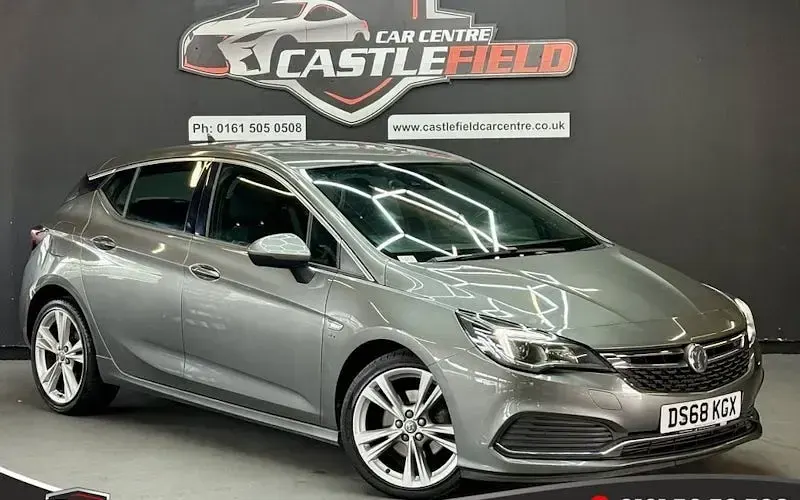 Used Vauxhall Astra SRi 136 HP (100 kW) 2018 Hatchback