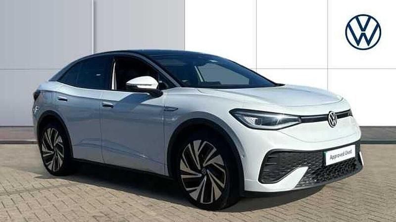White Used 2024 VW ID.5 Pro Performance SUV | £29,995 (A bit pricey) - Image 1/4