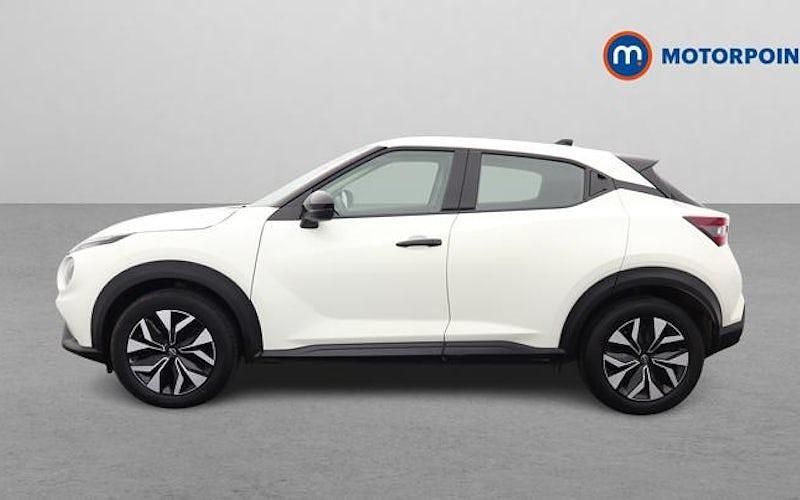 Used Nissan Juke Acenta Premium 114 HP (83 kW) 2025 White SUV