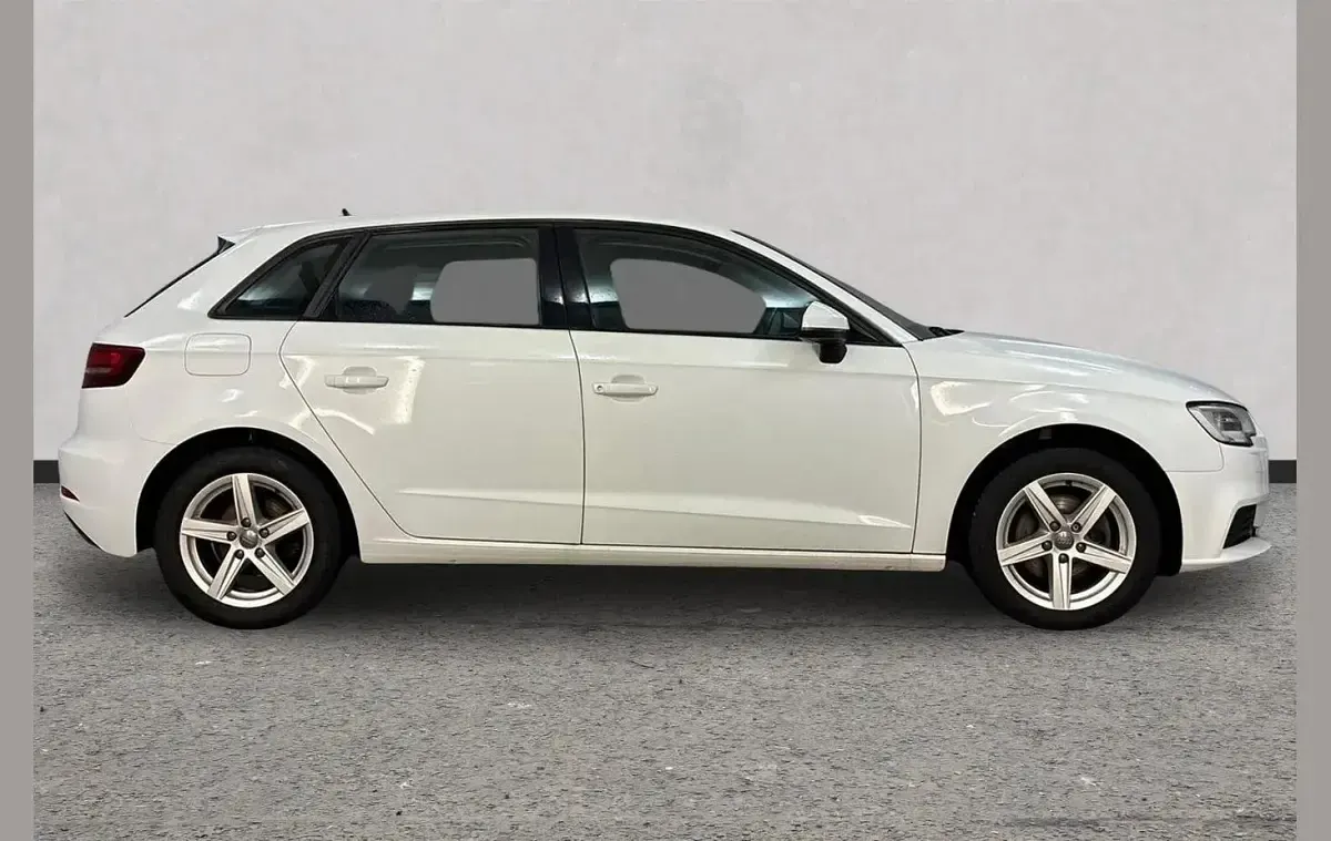 Used Audi A3 147 HP (108 kW) 2019 White Sedan