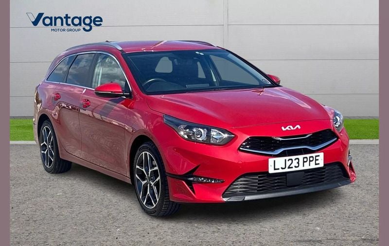 Red Used 2023 Kia Ceed Sportswagon 3 Estate | £15,590 (Fair price) - Image 1/4
