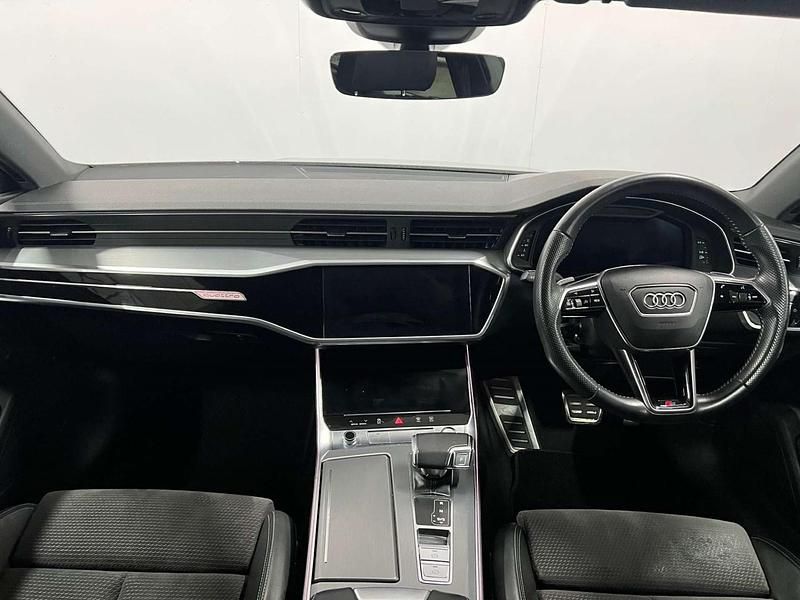 Used Audi A7 Sportback S-Line 231 HP (169 kW) 2019 Black Hatchback