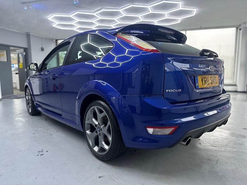 Używany Ford Focus ST 301 KM (221 kW) 2011 Niebieski Hatchback