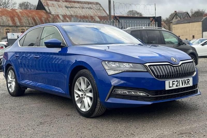 Blue Used 2021 Skoda Superb SE Technology Hatchback | £12,799 (Fair price) - Image 1/1