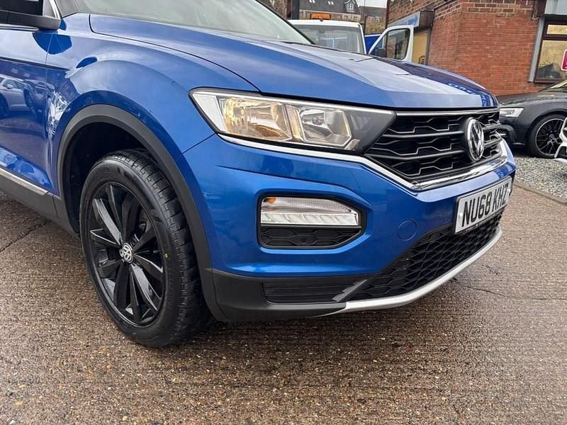 Used VW T-Roc Design 115 HP (84 kW) 2018 Blue SUV