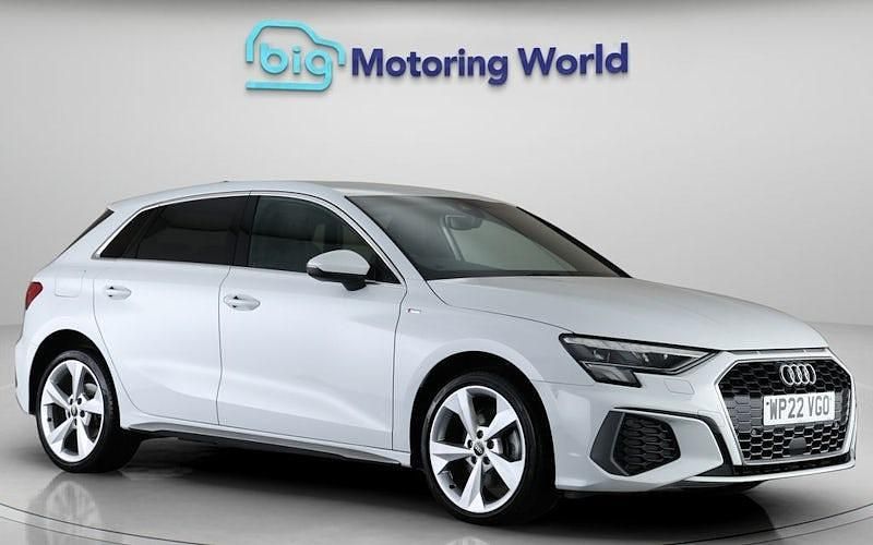 Used Audi A3 Sportback e-tron S-Line 204 HP (150 kW) 2025 Hatchback