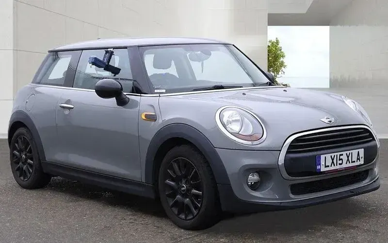 Used Mini ONE Hatch 102 HP (75 kW) 2015 Hatchback