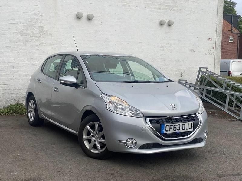 Silver Used 2013 Peugeot 208 Active Hatchback | £4,000 (Good price) - Image 1/4