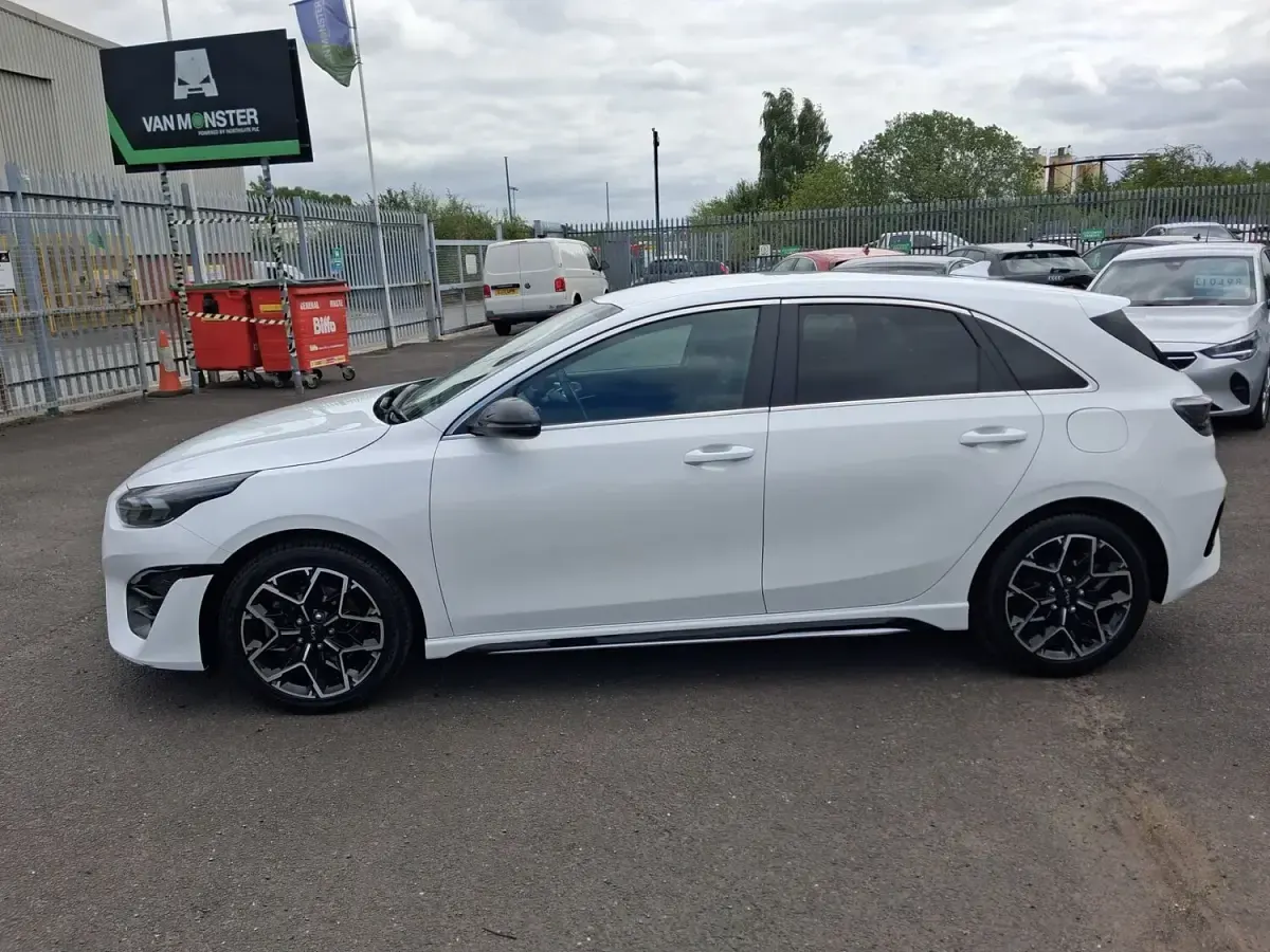 Used Kia Ceed GT-Line 2024 White Hatchback