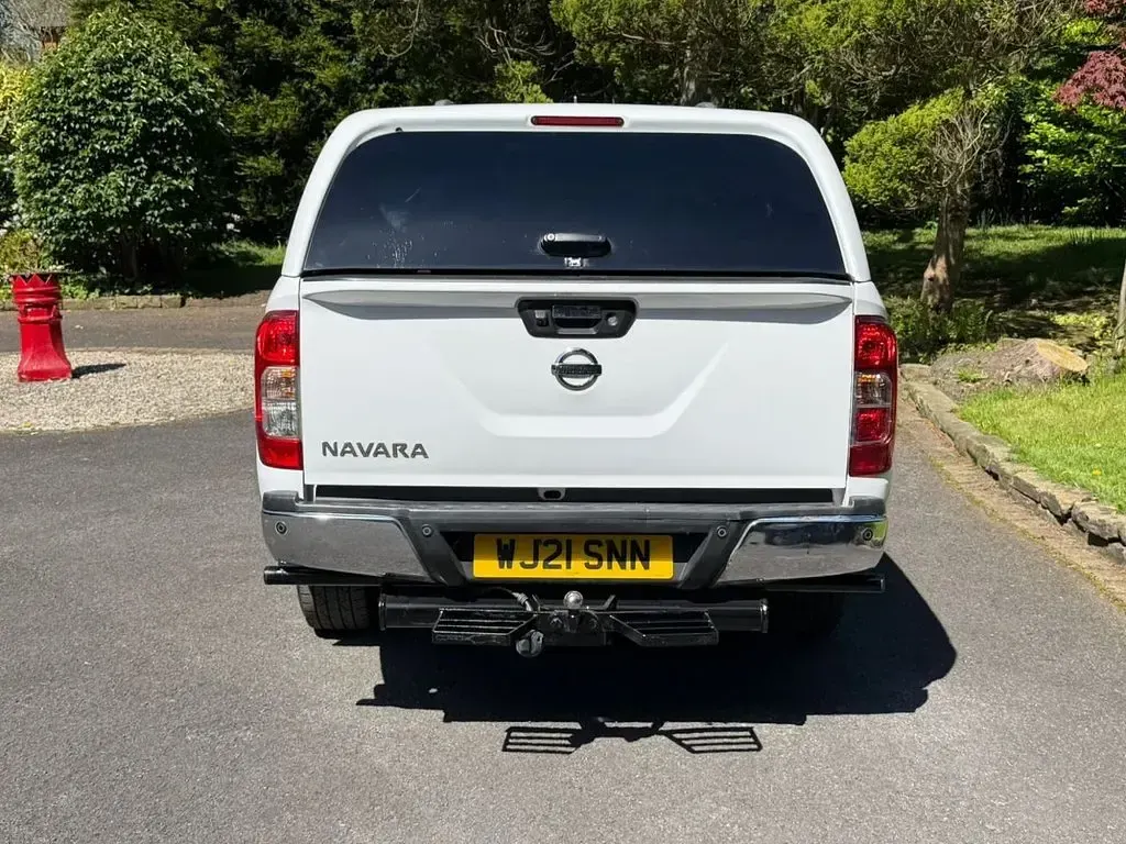 Begagnad Nissan Navara Tekna 190 HK (139 kW) 2021 Vit Pickup