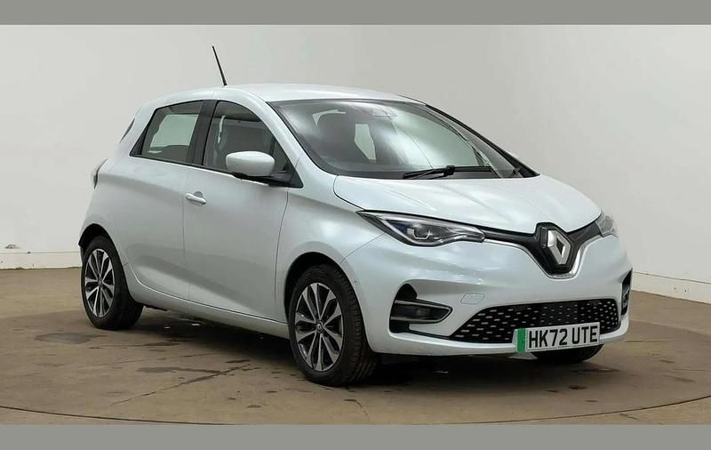 White Used 2022 Renault Zoe GT Hatchback | £12,395 (Fair price) - Image 1/4