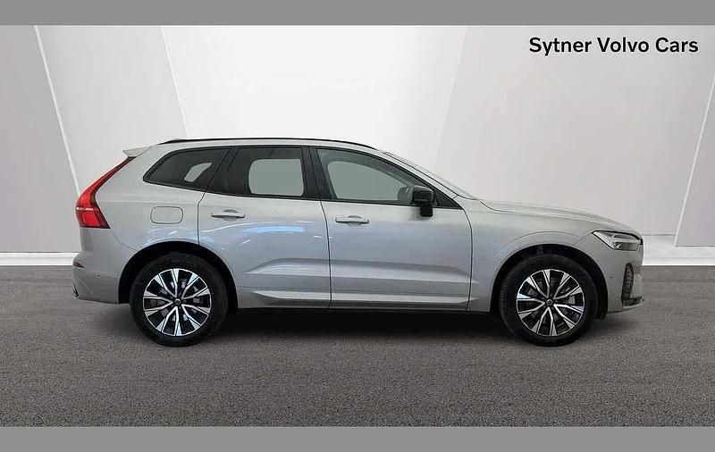 Used Volvo XC60 Plus 247 HP (181 kW) 2025 Silver SUV