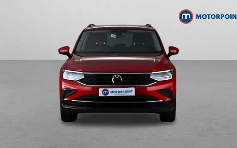 Used VW Tiguan Life 150 HP (110 kW) 2022 Red SUV