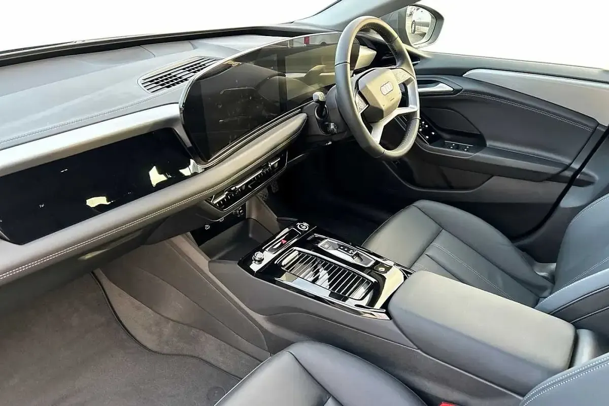 Used Audi A6 e-tron Sport 269 kW (367 HP) 2025 Grey Estate