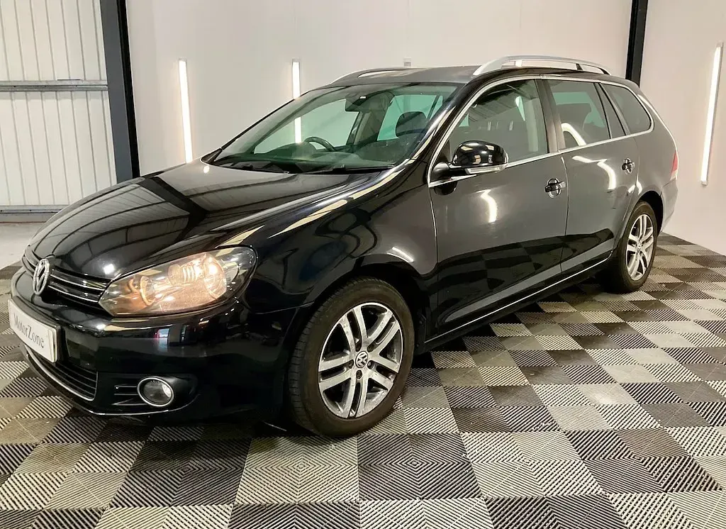 Usado VW Golf VI Sportline 105 HP (77 kW) 2011 Preto Citadino