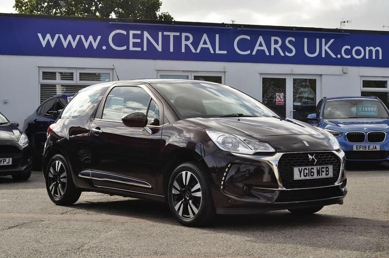 Mauve/purple Used 2016 DS Automobiles DS3 Chic Hatchback | £4,995 (Fair price) - Image 1/4