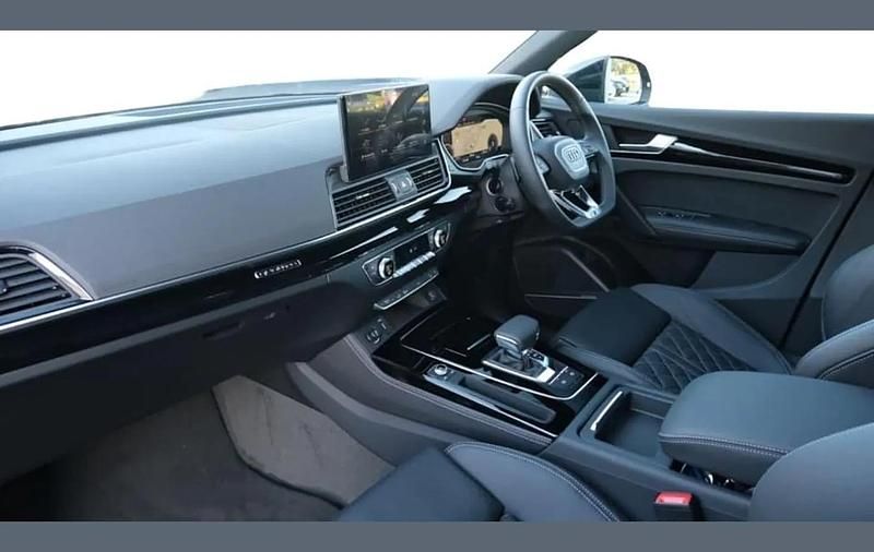 Used Audi Q5 Comfort 295 HP (216 kW) 2023 Grey SUV